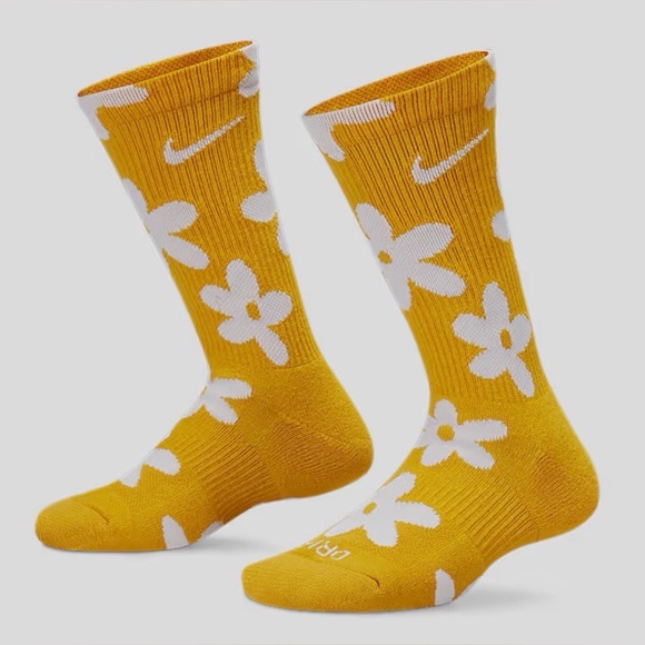 Nike Accessories - 🆕 Rare Custom Nike DRI-FIT Daisy Crew Socks 💛Size Medium, NWOT